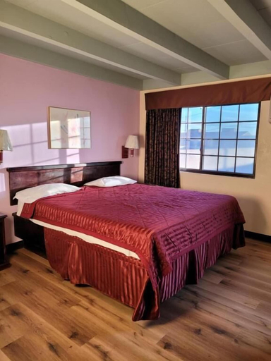 Bedroom 5, Espana Motel, Los Angeles