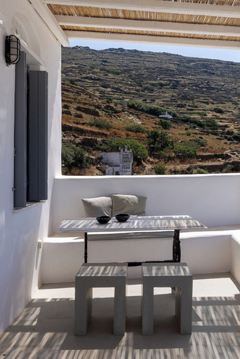 Room 3, Sterni House Tinos, South Aegean