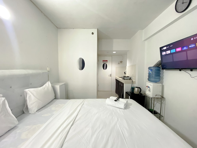 Bedroom 2, Cozy Living Studio Grand Sentraland Karawang Apartment, Karawang