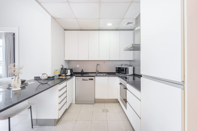 Room 4, Marina Views 1-bedroom Sleeps 4 With Balcony, Dubai