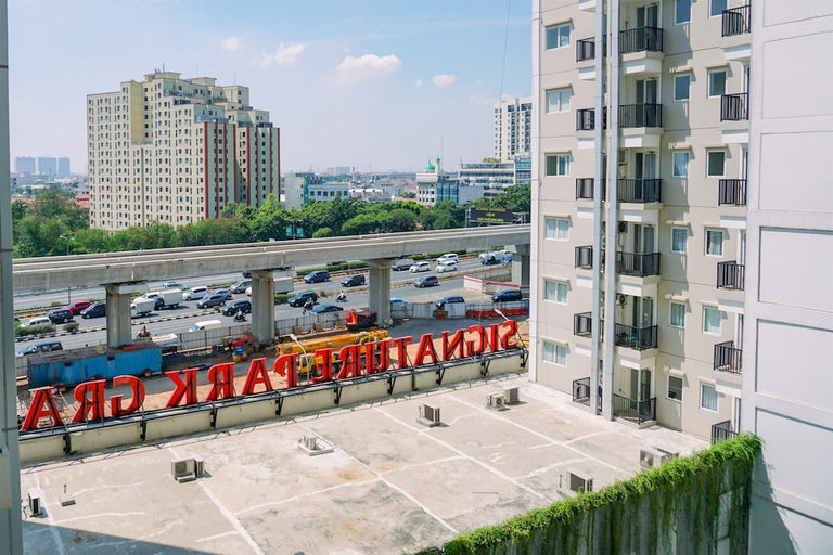 Exterior & Views, Modern Studio At Signature Park Grande Apartment, East Jakarta