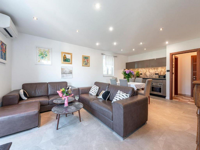 Others 4, Apartments Meri  Karla - Two Bedroom Apartment with Balcony and Bridge View, Dubrovnik