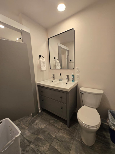 Bathroom 5, Grand House, Cook