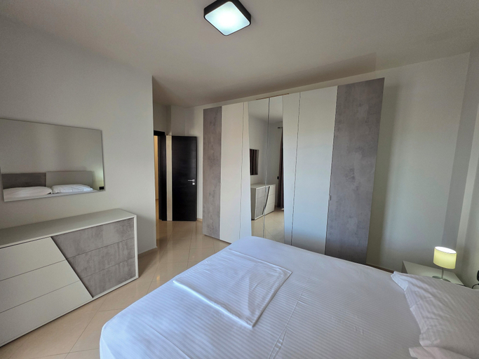 Room 2, Thomas K Veranda Apartment, Vlorës