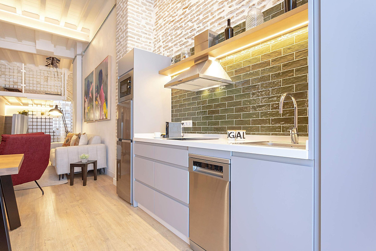 Room 4, Luxury Loft in Seville Center Santas Patronas V, Sevilla