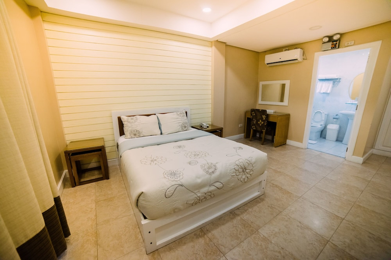 Bedroom 2, Moonbay Marina The Villas, Olongapo City