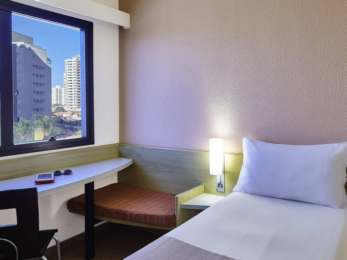 Bedroom 2, Ibis Taubate, Taubaté
