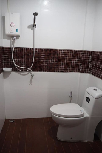 Bathroom 3, Rimmueng Resort, Phanom Sarakham