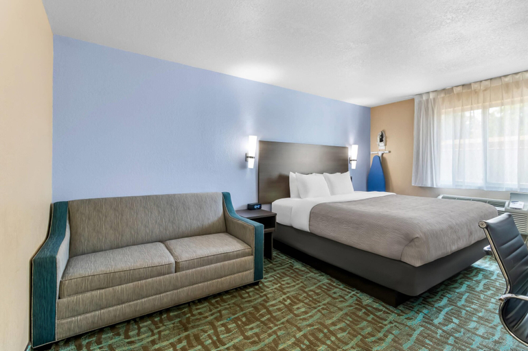 Bedroom 1, Quality Inn Johnstown, Cambria