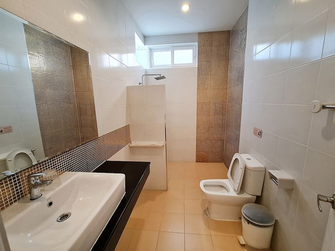 Bathroom 3, Jira Pool Villa, Hua Hin