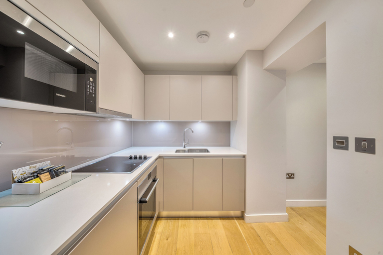 Private kitchen 4, Roomspace Apartments - Churchyard Row, London