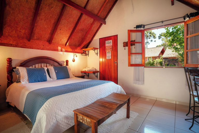 Bedroom 2, VELINN Pousada Flor da Montanha, Camanducaia