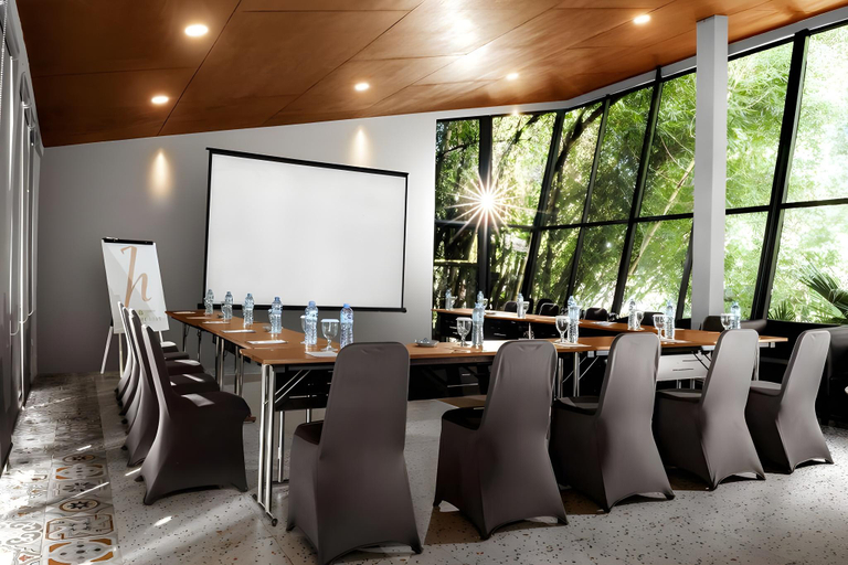 Business Facilities