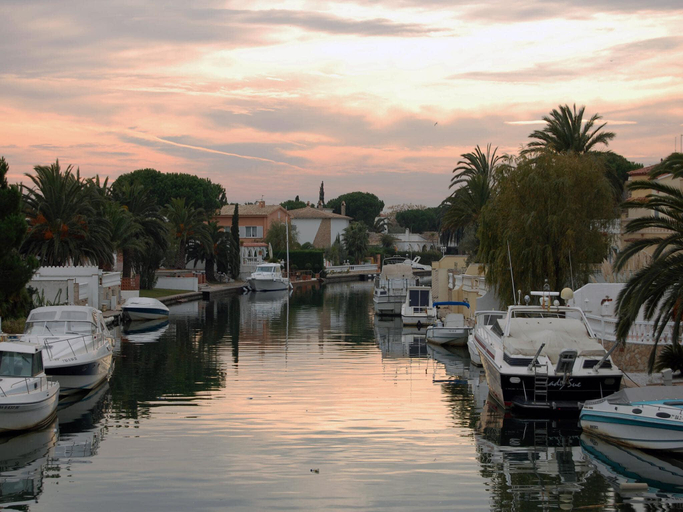 2, Apartment in Empuriabrava near Skydive Center, Girona