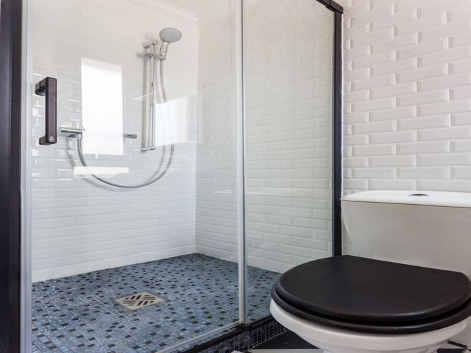 Bathroom 2, Serene apartment - 1BR4P - Place de la Bastille, Paris