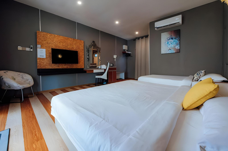 Bedroom 3, Chan's Smart Living Inn , Semporna