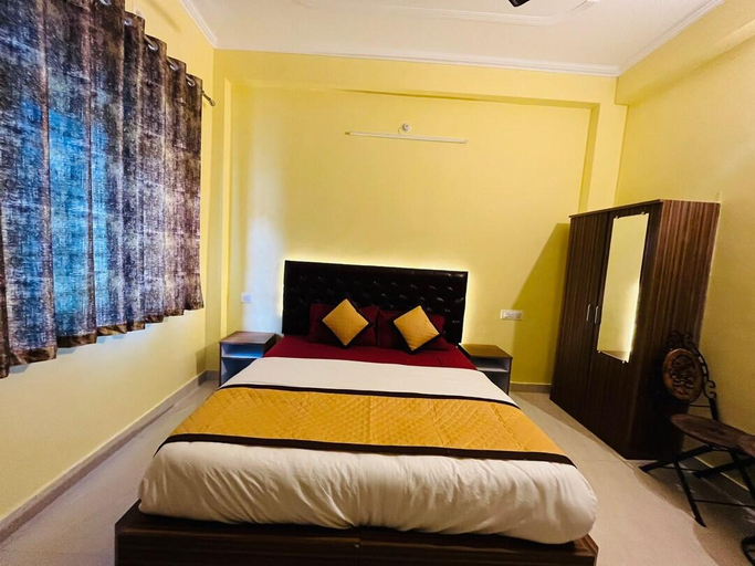 Bedroom 1, v3k invitee retreart, Garhwal