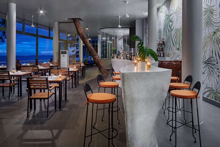 Food & Drinks 5, Independence Hotel by Dara, Sihanoukville