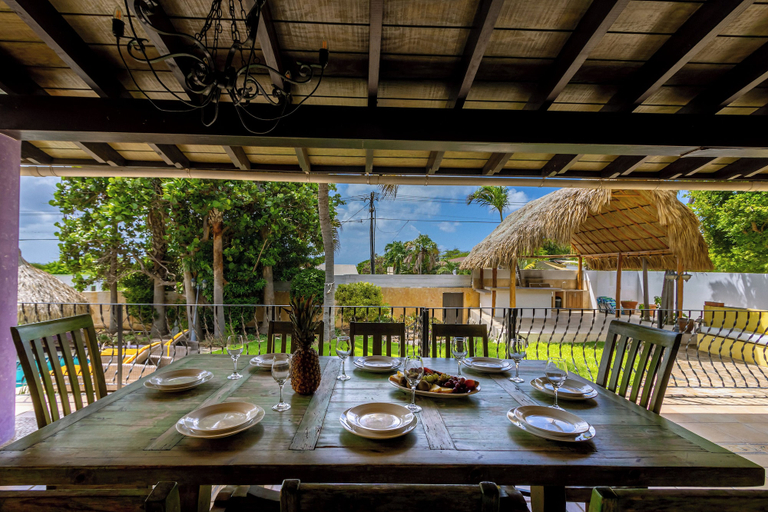 Food & Drinks, Mexican Style Villa With Private Pool, Free Utilities