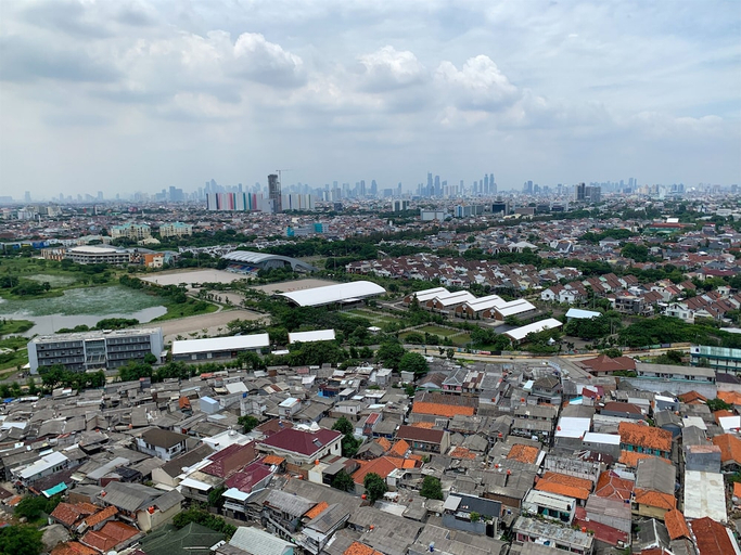 Exterior & Views, Modern Look And Comfy Studio Tifolia Apartment, East Jakarta
