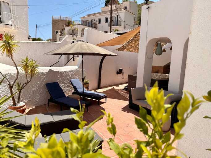 Exterior & Views, Charming Apartment in Burriana With Private Pool!, Málaga