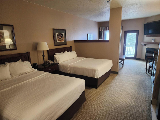 Room 3, Zehnders Splash Village, Saginaw