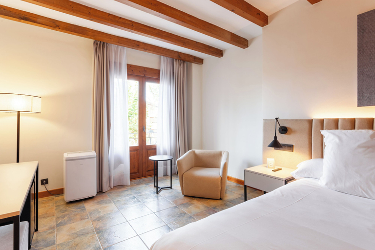 Bedroom 2, DWO Rioja Wine Hotel, La Rioja