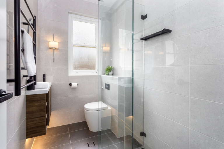 Bathroom, Stylish Studio Near Kings Cross Train Station, Sydney