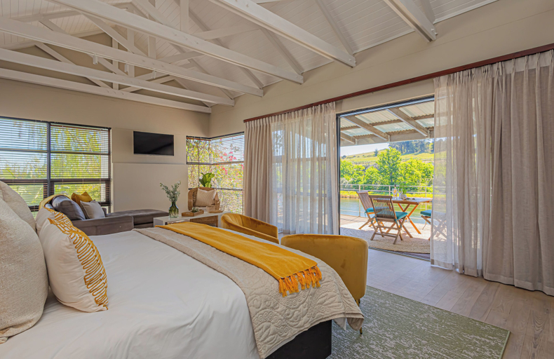 Bedroom 3, Ladybird Boutique Hotel at Kanonkop – Operated by Touch Down Africa, Cape Winelands