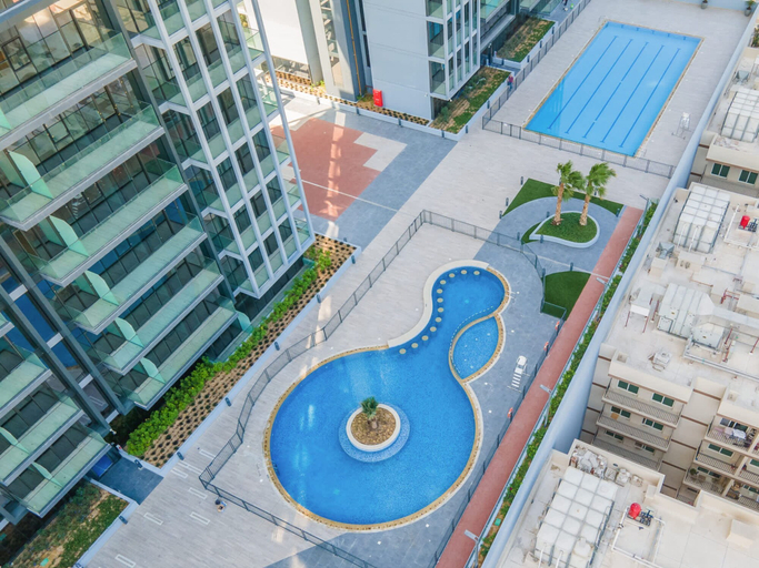 Room 3, Sophisticated 1 Bedroom Apartment in Bloom Tower B, Dubai