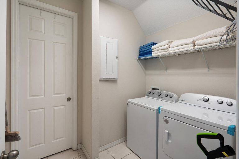 Interior 2, Solara Resort 6 Bedroom Private Pool + Spa Home 6 Home, Osceola