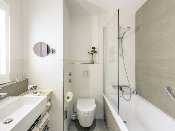 Bathroom 5, Mercure Hotel Erfurt Altstadt, Erfurt