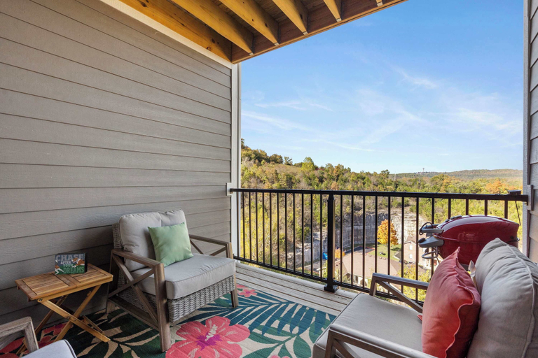 View from room, Crossroads Vistas - 3bdr Condo, Taney
