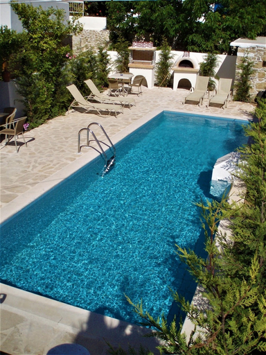 Sport & Beauty, Oasis Villa, Faistos