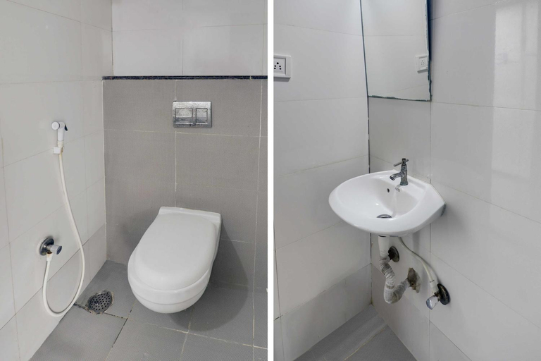 Bathroom 4, Hotel O Royal Galaxy, Bangalore