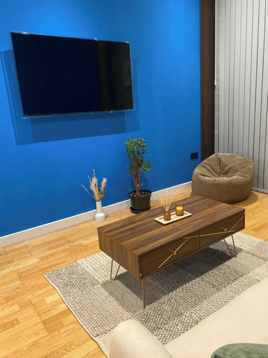 Living area 4, The Blue Loft - Modern City Apartment, Manchester