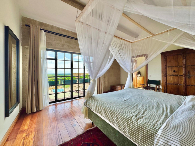 Room 5, Eco 5 Bedroom 5 Bathroom Nanyuki Farm Villa - 2328, Laikipia East