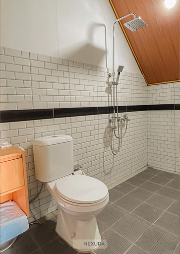 Bathroom 5, The Kotenang, Wonosobo