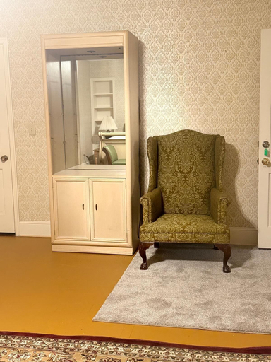 Room 2, Large Desirable Corner House, Horry