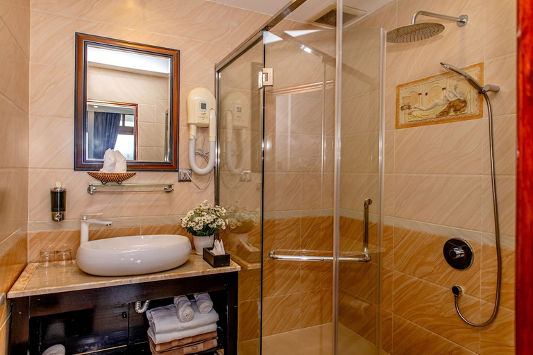 Bathroom 3, Green Oasis Nha Trang Resort, Nha Trang