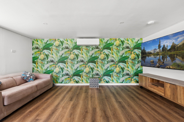 Living area 3, Elegant 3-bed Home With Games Room, Sydney