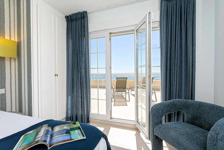 Room 2, Exclusive Penthouse in Fuengirola Beach Corales, Málaga