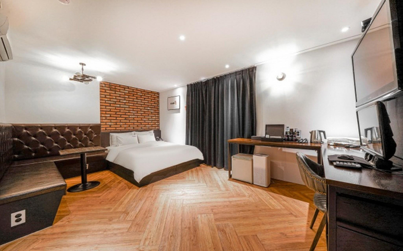 Bedroom 2, Yangsan Deokgye YUNA Hotel, Yangsan