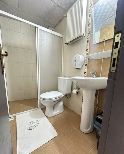Bathroom, GLR OTEL, Merkez