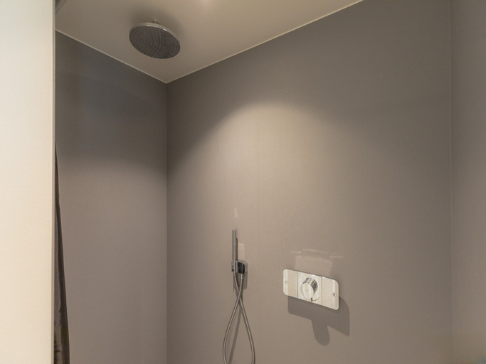 Bathroom 2, Apartment With Panoramic sea View in De Panne, West-Vlaanderen