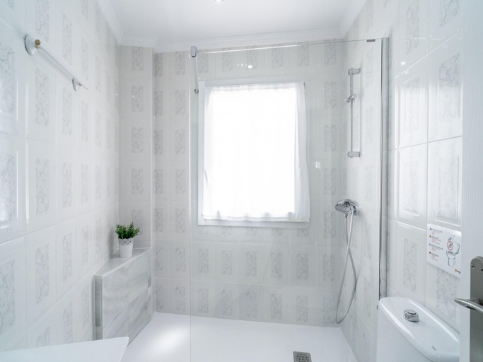 Bathroom 3, Villa in Nerja near Burriana Beach, Málaga
