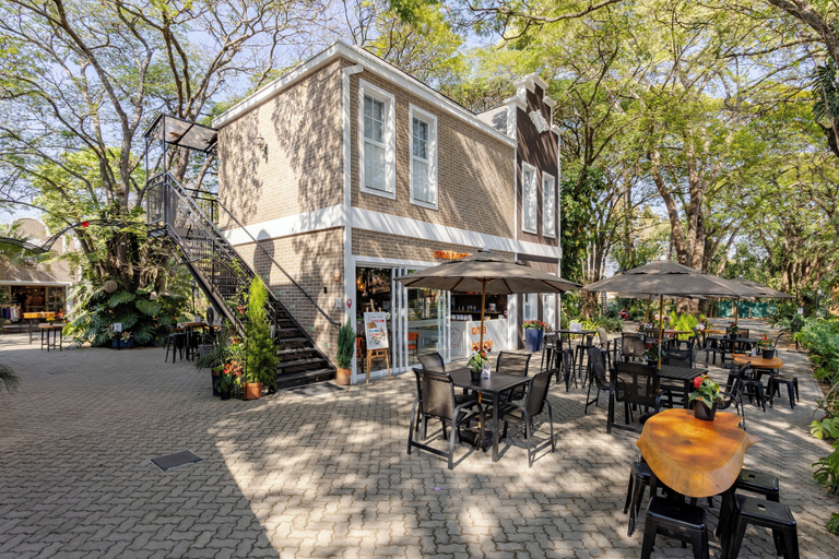 Front of property 5, Onze Tuin, Holambra