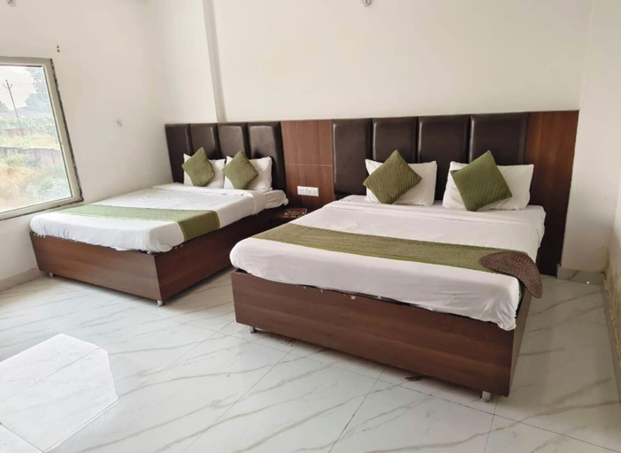 Room 3, Hotel Bhoomi Palace & Restaurant, Agra