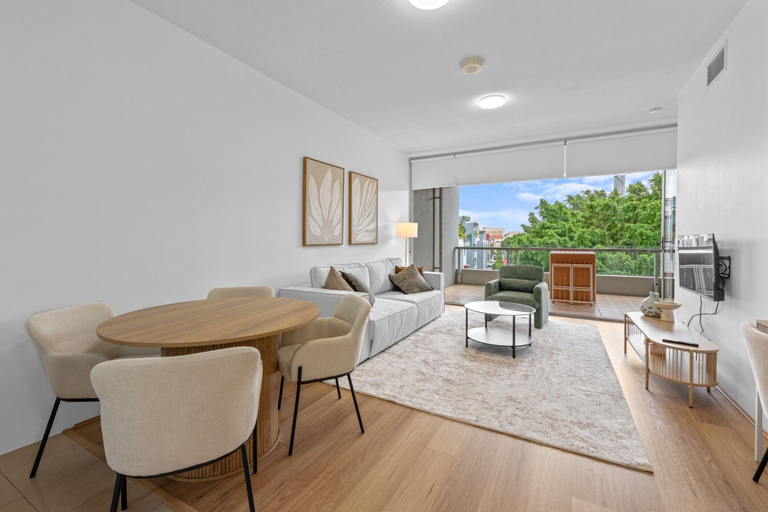 Interior 4, Modern Southbank Parklands Apartment Retreat, Brisbane