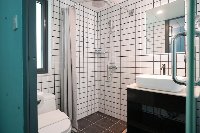Bathroom 3, Apsaras Tribe - Siargao, General Luna